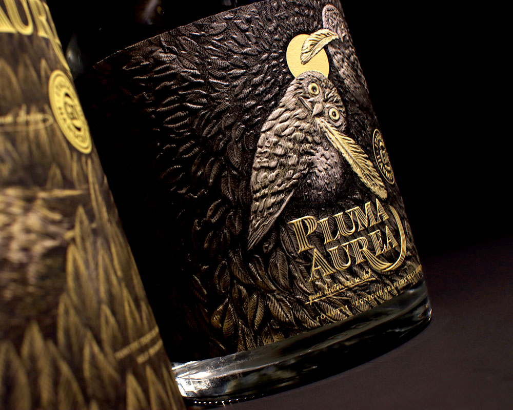 Pluma Aurea Etichetta Ecologica Gin